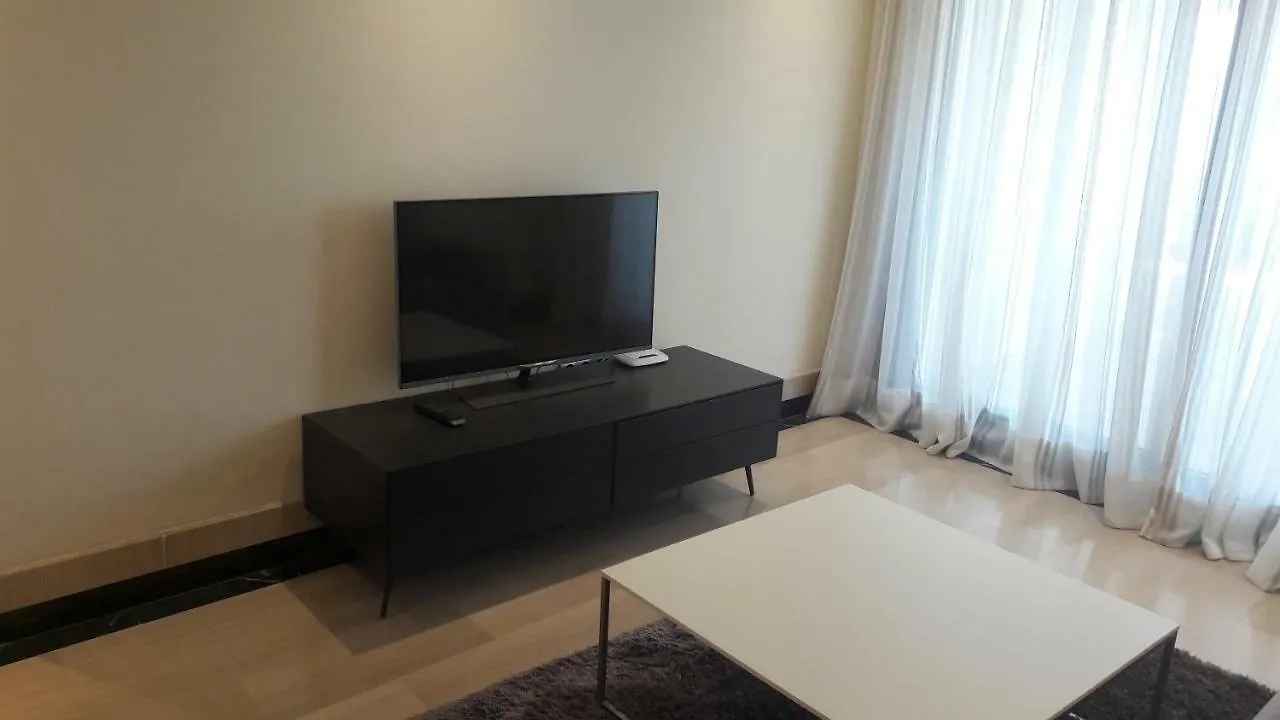 103 - Beach Apartment With Spa & Gym Estepona