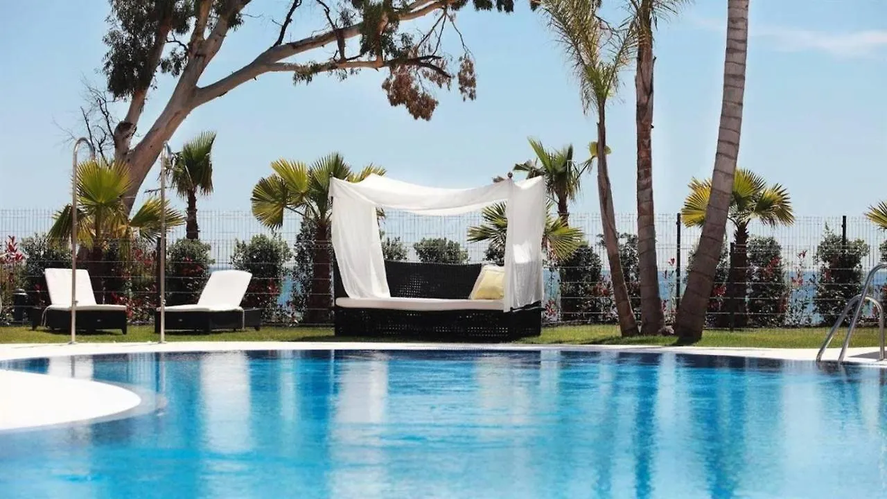 103 - Beach Apartment With Spa & Gym Estepona