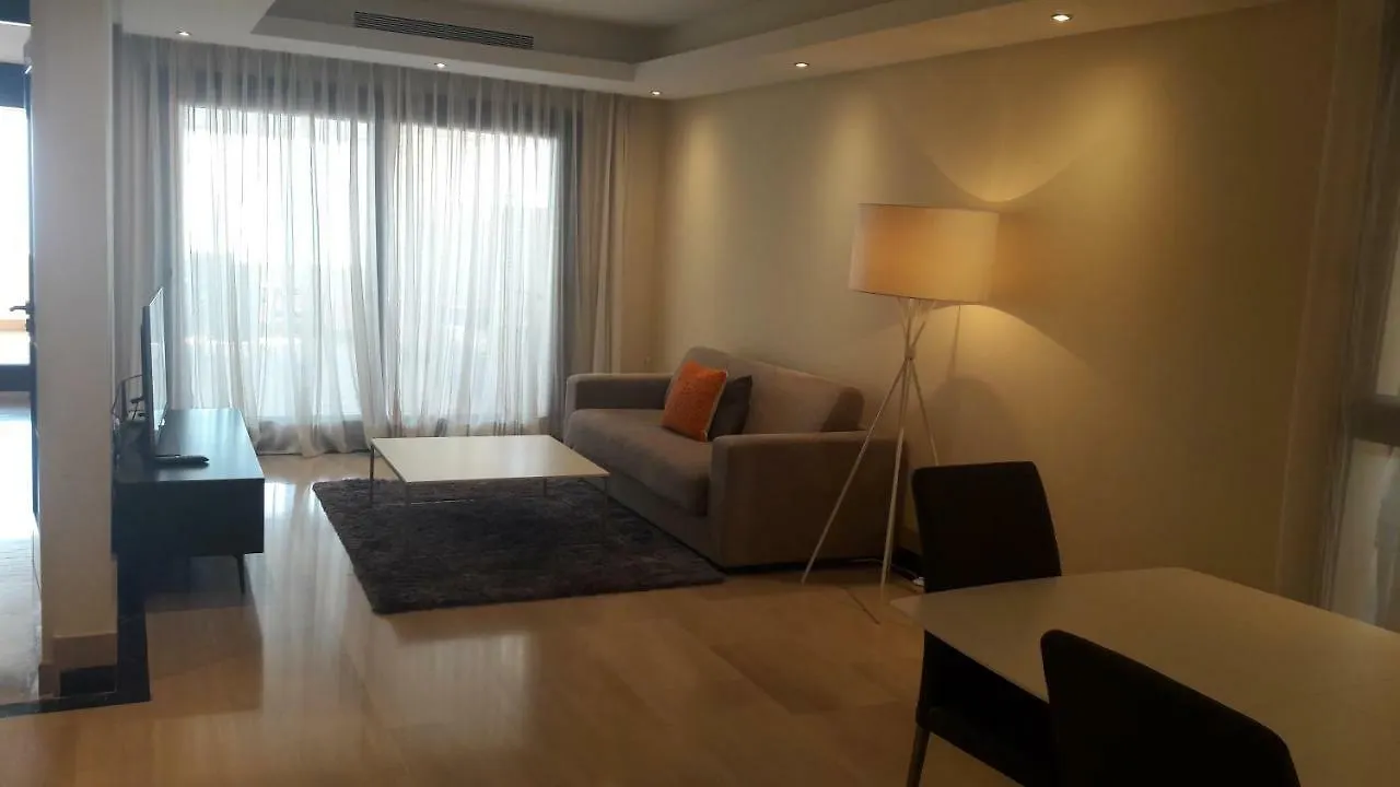 103 - Beach Apartment With Spa & Gym Estepona Spanien